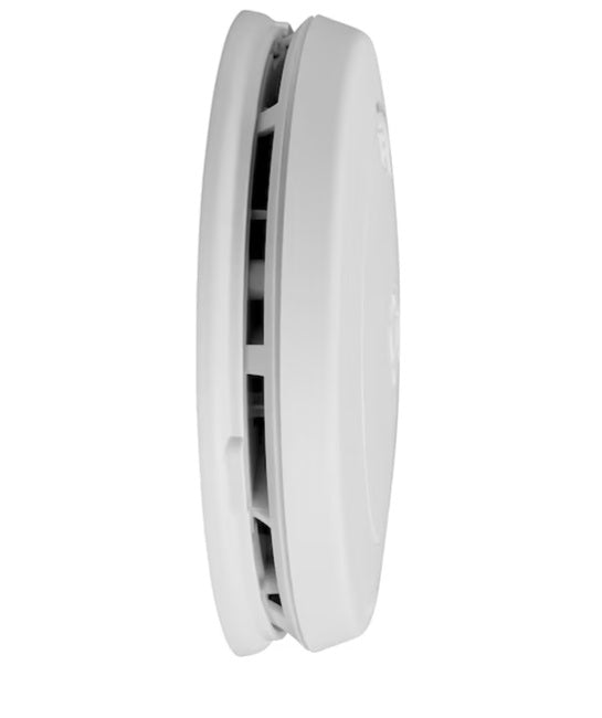 First Alert 10-Year Battery, Battery-operated Photoelectric Combination Smoke and Carbon Monoxide Detector with Voice Alert