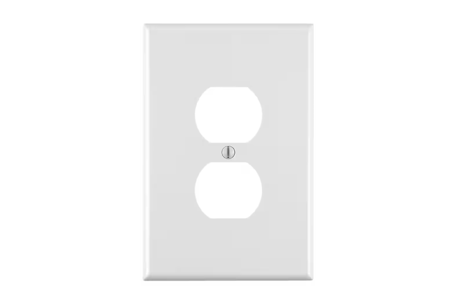 Leviton 1-Gang White Duplex Outlet/Receptacle Plastic Jumbo/Oversized Wall Plate (1-Pack) 88103-W