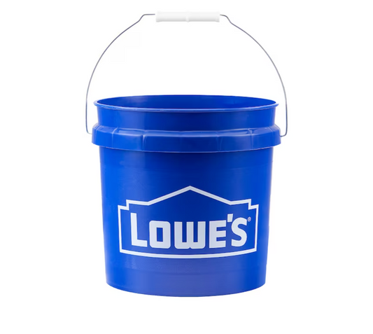 Lowe's 2 Gallon(s) Plastic General bucket