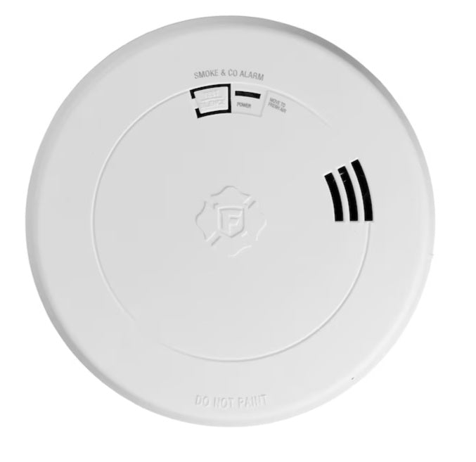 First Alert 10-Year Battery, Battery-operated Photoelectric Combination Smoke and Carbon Monoxide Detector with Voice Alert